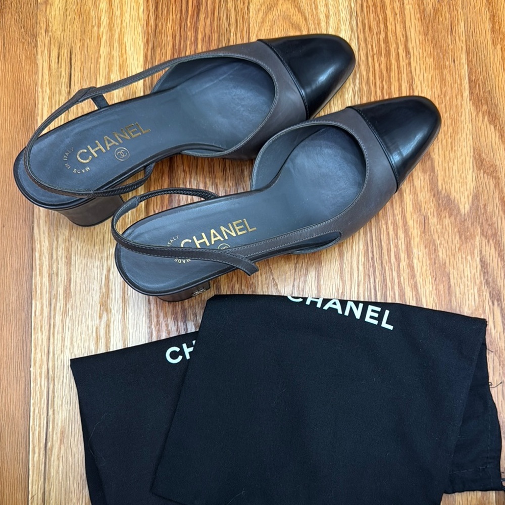 Chanel Women's Black and grey Slingback Shoes